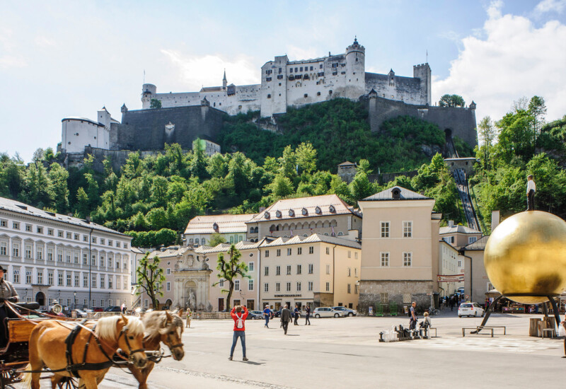 Stadt Salzburg mit Festung